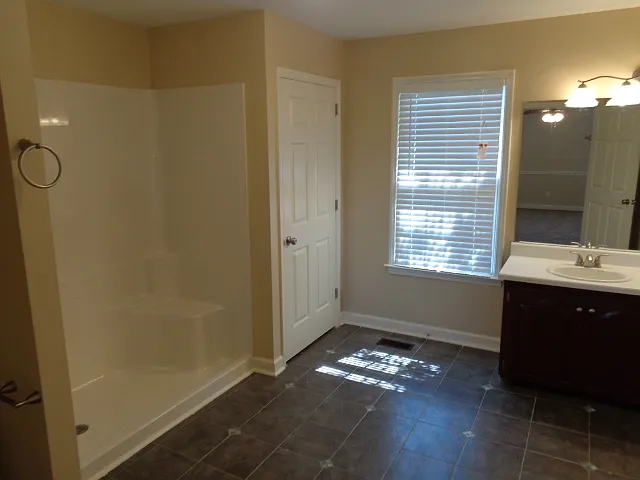 406 Williamsport Dr — Photo 11