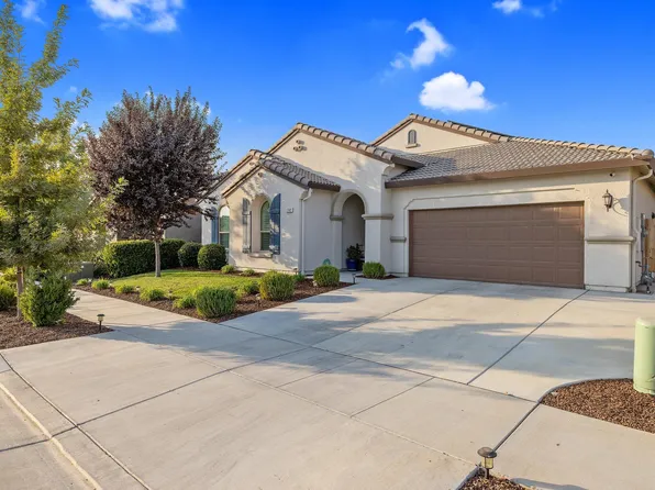 1742 W Porter Avenue, Visalia, CA 93291
