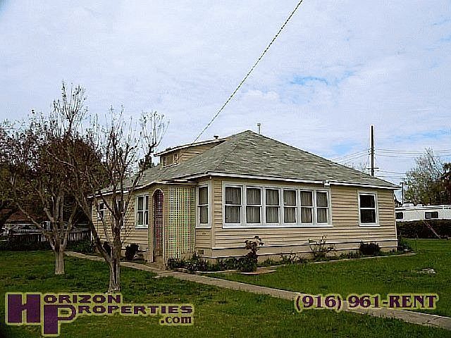 (1) : 925 Rivera Dr Sacramento, CA