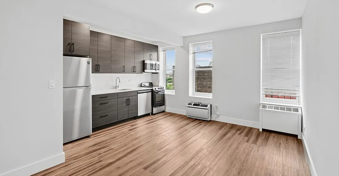 Studio, $1,550 — Photo 2