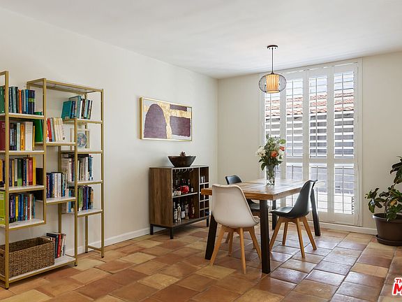 4th image of 5625 Windsor Way Unit 207