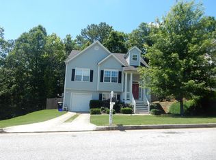 4082 Robin Cir, College Park, GA 30349