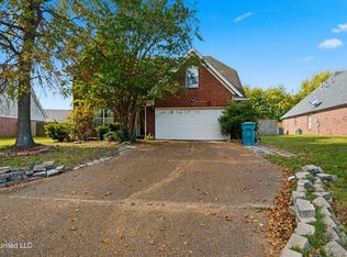 8891 Shellflower Dr, Southaven, MS 38671