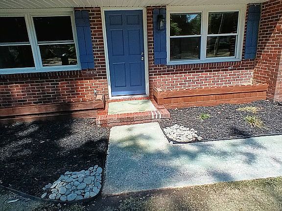 3rd image of 2265 Raleigh Dr