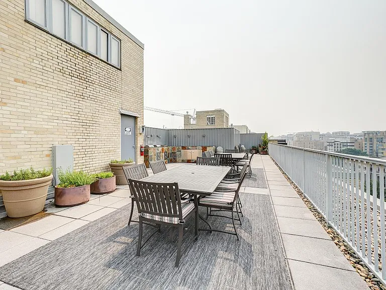 1711 Massachusetts Ave NW #713 — Photo 32