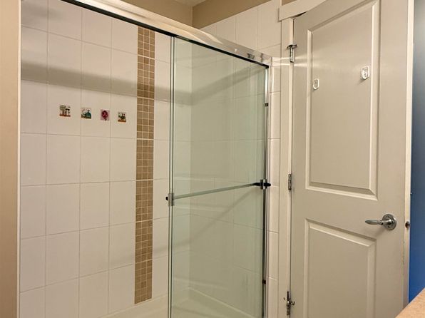 3 bedroom rental in Burnaby — photo 11