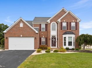9 Sir Barton Ct, Newark, DE 19702
