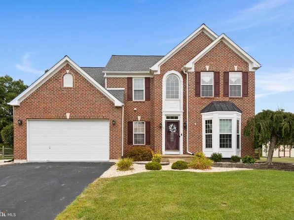 9 Sir Barton Ct, Newark, DE 19702