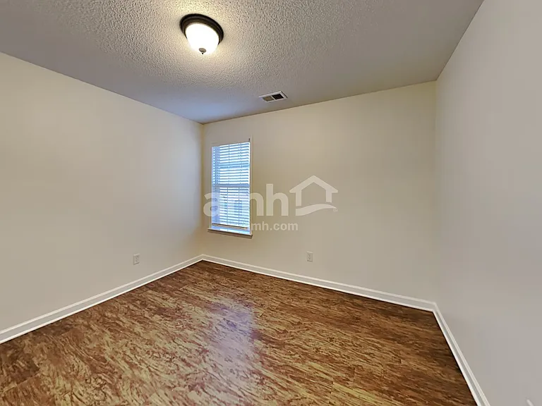 5939 Snowden Run — Photo 16