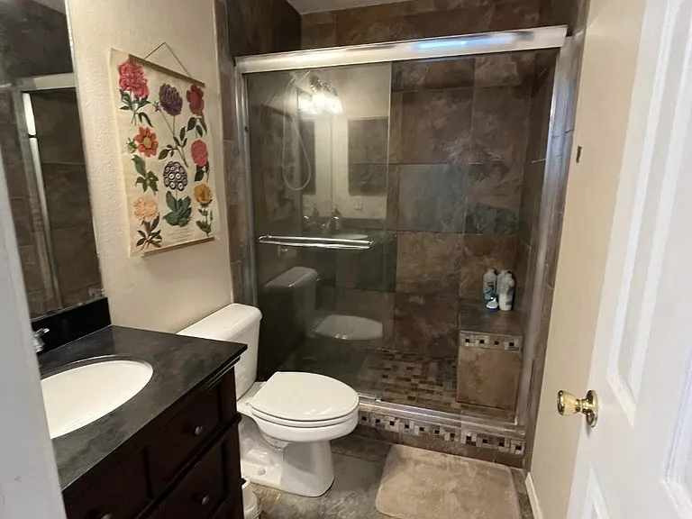 1630 N Timbercrest Ave — Photo 8