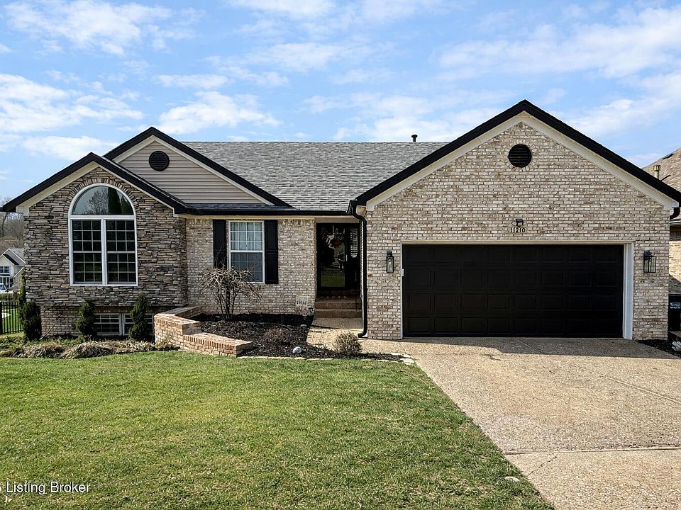 1st image of 11210 Carriage View Way