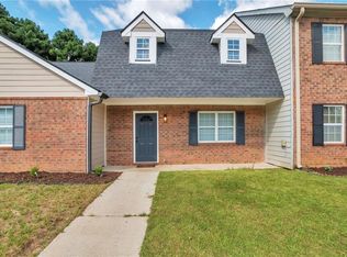 6468 River Park Dr, Riverdale, GA 30274