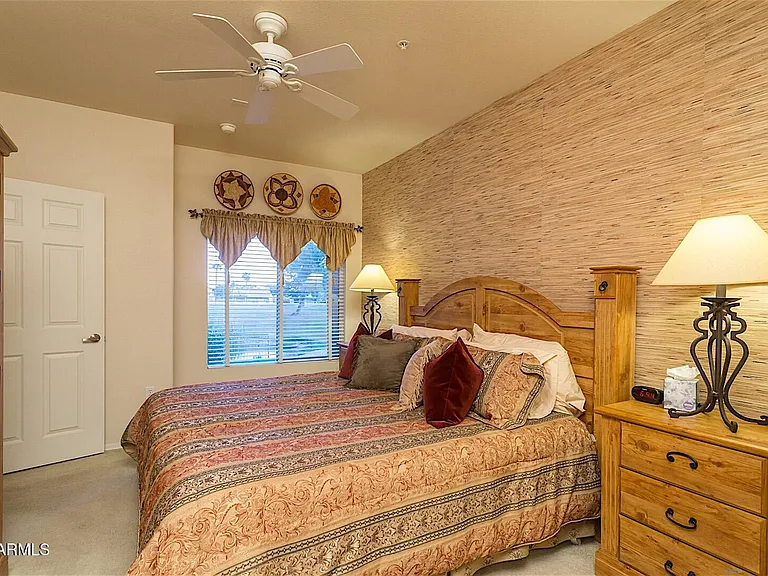 7401 W Arrowhead Clubhouse Dr #1086 — Photo 9