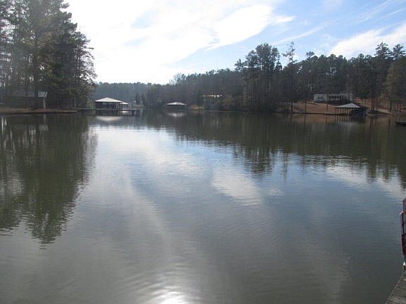 3rd image of 112 Bagley Ln