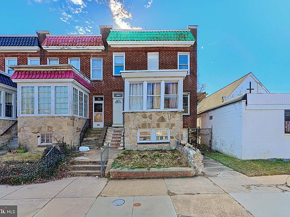 3rd image of 2132 Park Ave