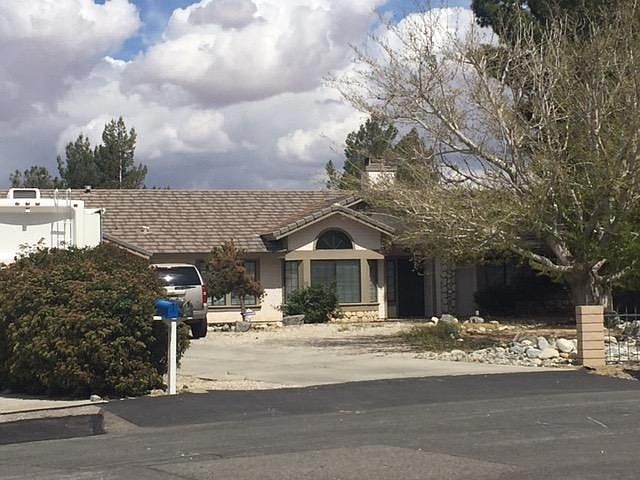 1st image of 19194 Cochise Pl