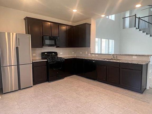 4th image of 250 Olympic Park Dr