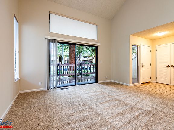 4th image of 564 Los Olivos Dr