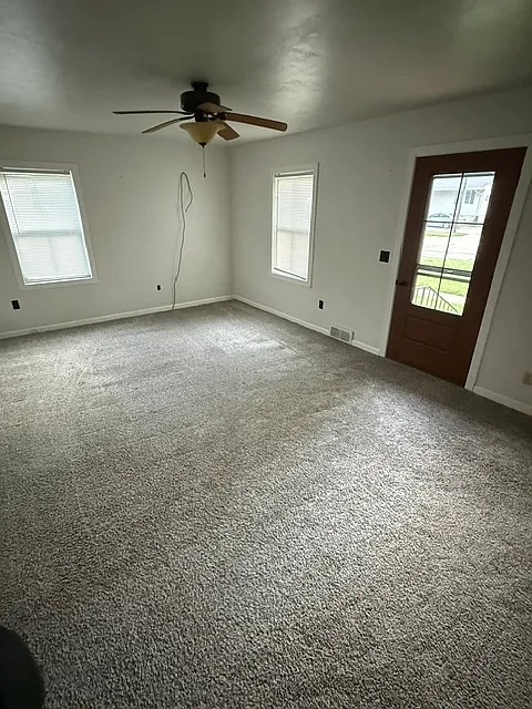 2 bed, 900 sqft, $950 — Photo 4