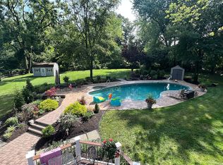 1825 Holmes Rd, Ambler, PA 19002