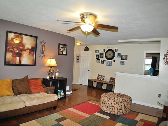 5th image of 5408 Deering Heights Dr