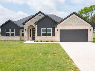 477 Private Road 7413, Wills Pt, TX 75169