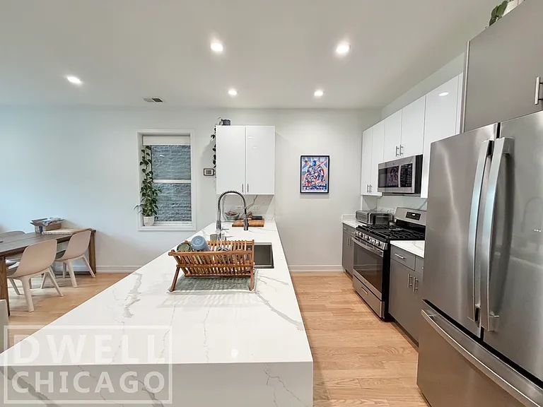 969 W 18th St #1 — Photo 11