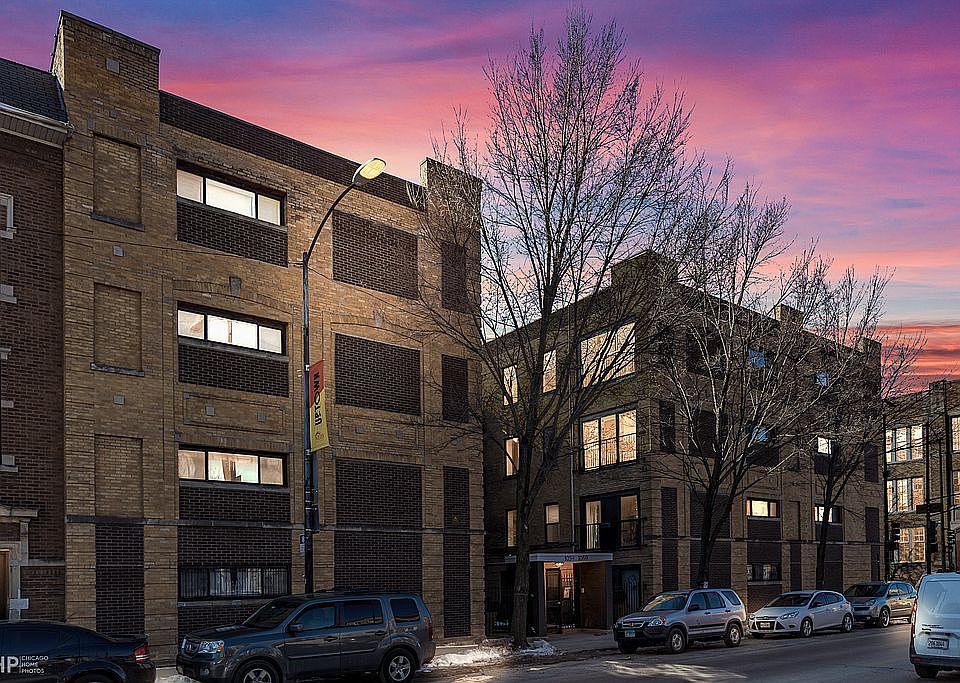 1st image of 1059 W Foster Ave APT 4E