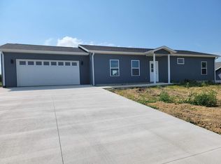 540 York St, Cresco, IA 52136