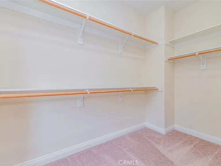 219 Wicker — Photo 23