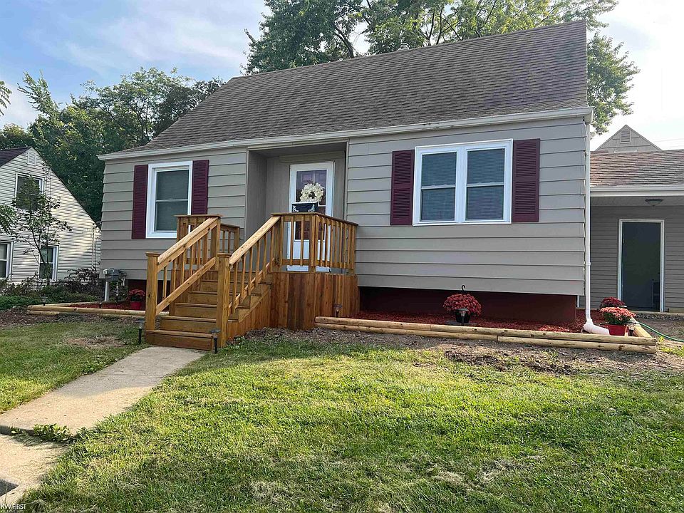 1st image of 3213 Sherwood Dr