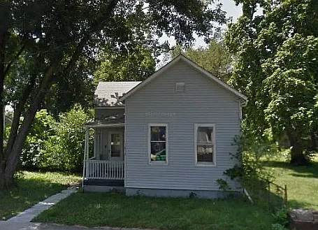 Building Photo - 1618 W Kettelle St