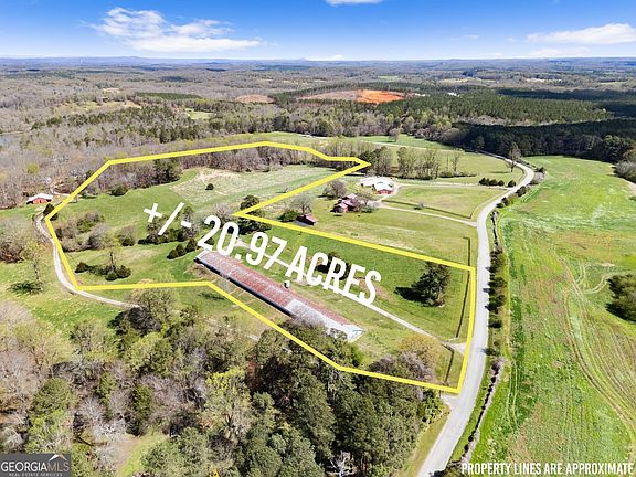 3rd image of 1646 Mitchell Rd