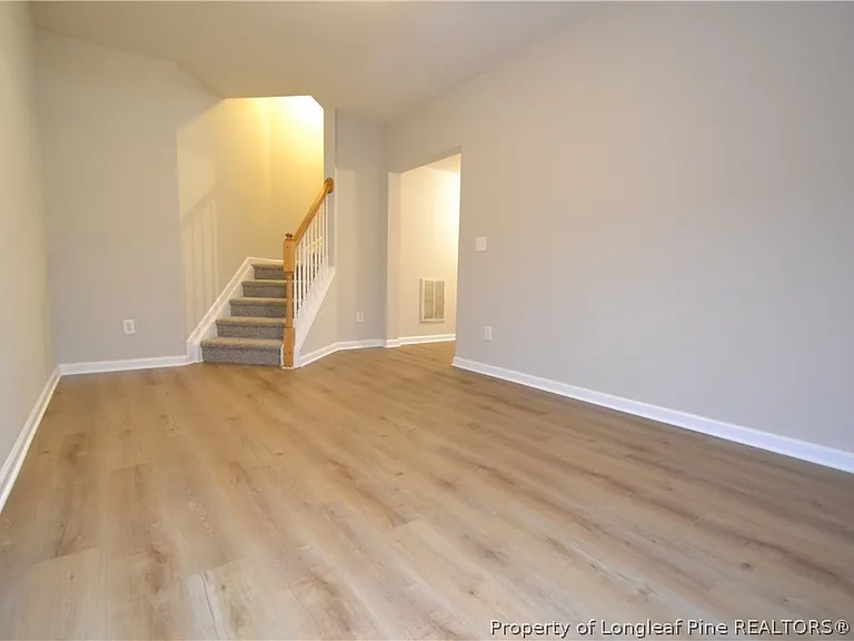 7830 Clover Creek Ct — Photo 35