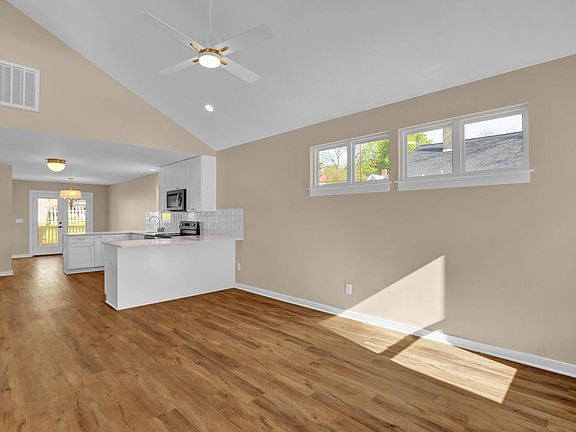 2nd image of 230 N Melville St