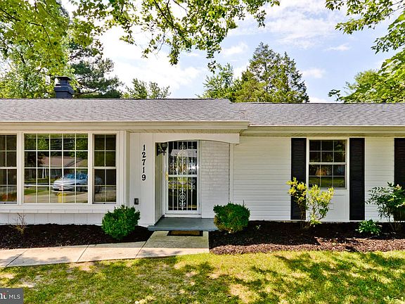 2nd image of 12719 Country Ln