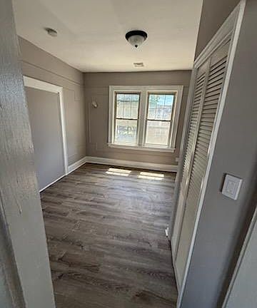 4th image of 565 E Elm St APT 4