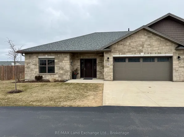 1050 Waterloo St #30, Saugeen Shores, ON N0H 2C3