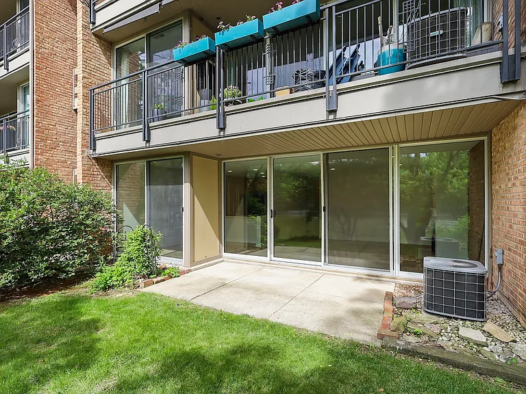 6018 E Lake Dr #1C — Photo 17