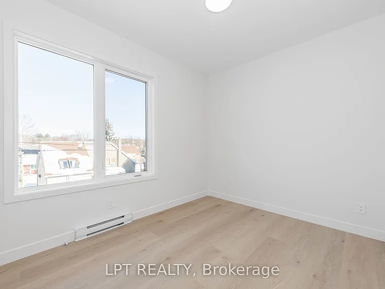 319 Shakespeare St #8 — Photo 11