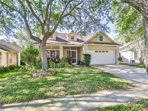 2nd image of 2138 Brandon Park Cir