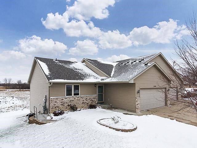 1st image of 1505 Terrance Cir NE