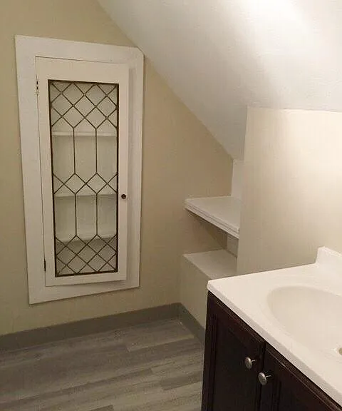 Master Suite Bathroom - Built in Storage