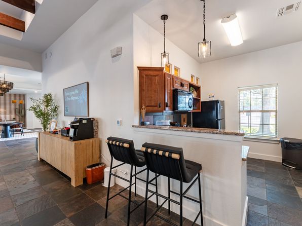 1350 Sadler Dr #12-207