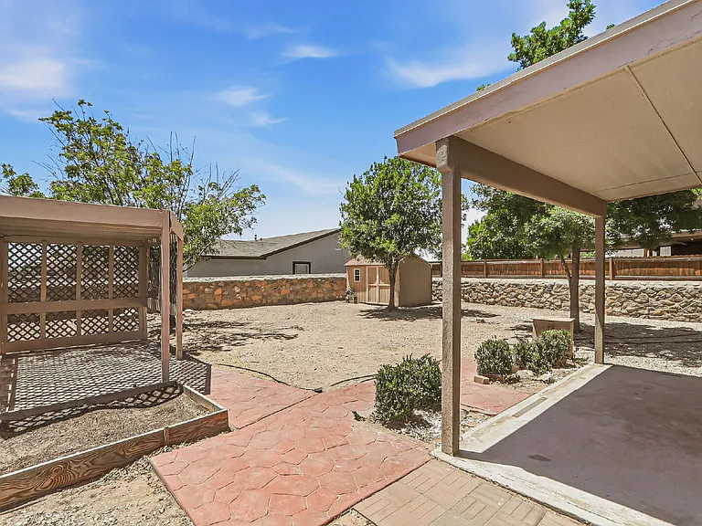 3241 Perla Point Dr — Photo 24