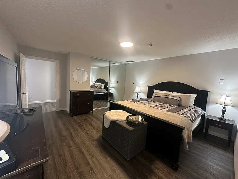 815 4th Ave SW — Photo 14