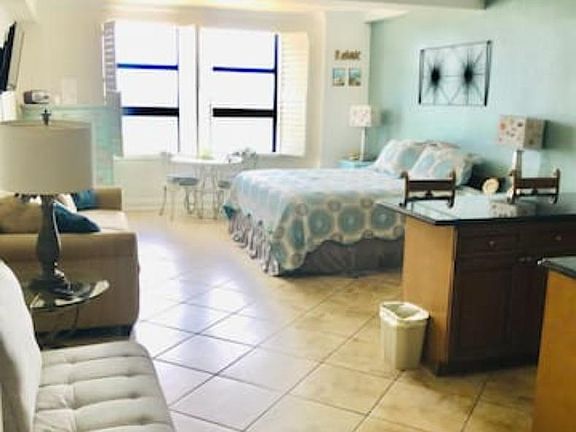 3rd image of 101 N Ocean Dr #7XX