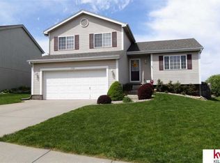 17110 Sprague St, Omaha, NE 68116