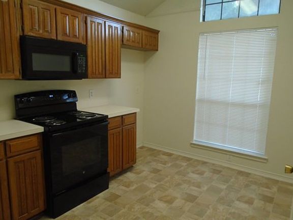 5th image of 7154 Laurelhill Ct S