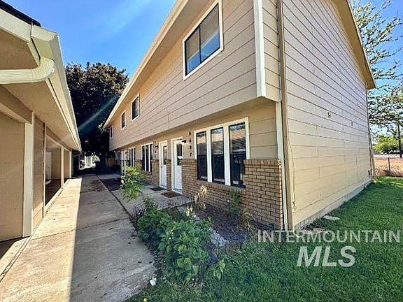 3rd image of 6601 W Douglas St